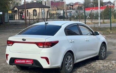 KIA Rio IV, 2019 год, 1 320 000 рублей, 2 фотография