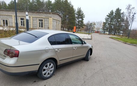 Volkswagen Passat B6, 2007 год, 700 000 рублей, 4 фотография