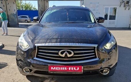 Infiniti FX II, 2012 год, 1 880 000 рублей, 17 фотография