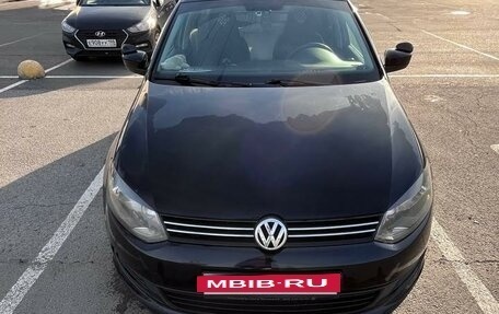 Volkswagen Polo VI (EU Market), 2014 год, 840 000 рублей, 2 фотография