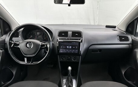 Volkswagen Polo VI (EU Market), 2015 год, 1 280 000 рублей, 14 фотография