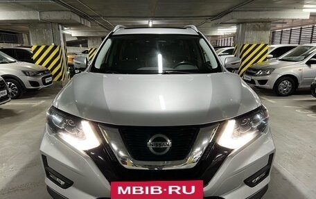 Nissan Rogue II, 2017 год, 2 090 000 рублей, 2 фотография