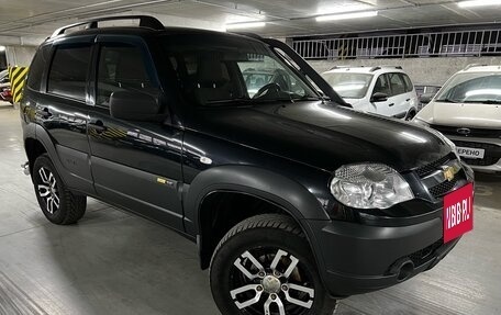 Chevrolet Niva I рестайлинг, 2016 год, 696 000 рублей, 3 фотография