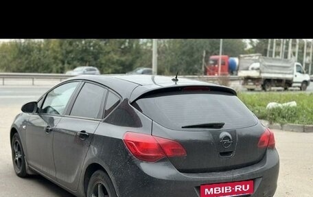 Opel Astra J, 2010 год, 650 000 рублей, 5 фотография