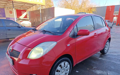 Toyota Yaris III рестайлинг, 2008 год, 650 000 рублей, 3 фотография