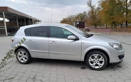 Opel Astra H, 2005 год, 400 000 рублей, 1 фотография