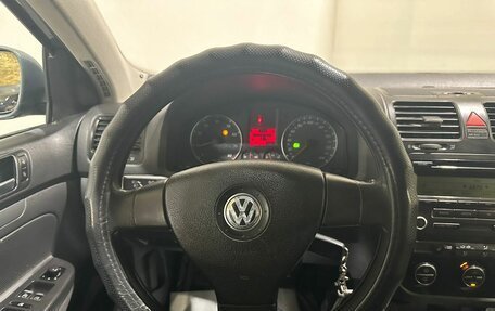 Volkswagen Jetta VI, 2009 год, 790 000 рублей, 13 фотография