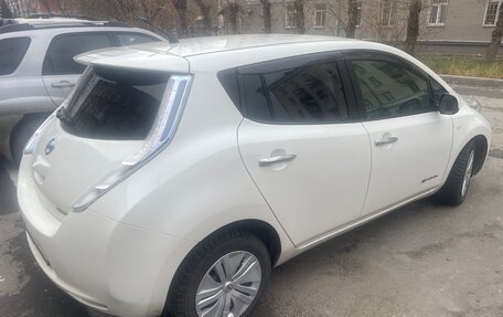 Nissan Leaf I, 2013 год, 840 000 рублей, 5 фотография