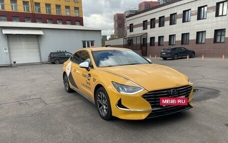 Hyundai Sonata VIII, 2020 год, 1 690 000 рублей, 2 фотография