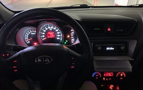 KIA Rio III рестайлинг, 2014 год, 1 000 000 рублей, 2 фотография