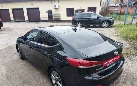 Hyundai Elantra VI рестайлинг, 2018 год, 1 740 000 рублей, 10 фотография