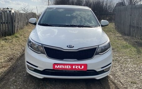 KIA Rio III рестайлинг, 2016 год, 1 060 000 рублей, 2 фотография