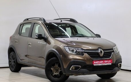 Renault Sandero II рестайлинг, 2019 год, 1 198 000 рублей, 1 фотография