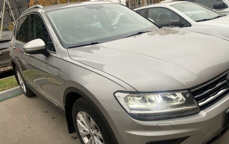 Volkswagen Tiguan II, 2017 год, 2 390 000 рублей, 2 фотография