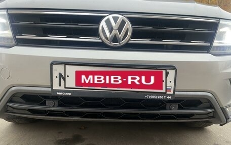 Volkswagen Tiguan II, 2017 год, 2 390 000 рублей, 26 фотография