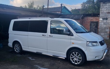 Volkswagen Transporter T5 рестайлинг, 2004 год, 1 550 000 рублей, 2 фотография