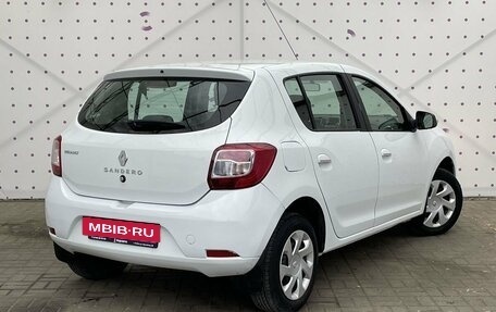 Renault Sandero II рестайлинг, 2015 год, 1 025 000 рублей, 2 фотография