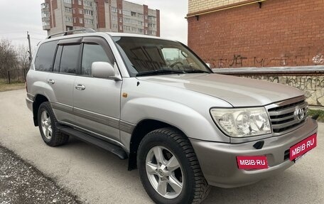 Toyota Land Cruiser 100 рестайлинг 2, 2006 год, 2 390 000 рублей, 2 фотография