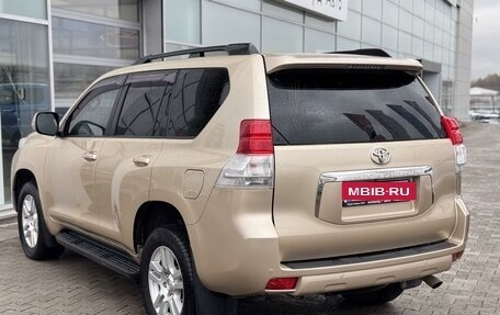 Toyota Land Cruiser Prado 150 рестайлинг 2, 2009 год, 2 350 000 рублей, 14 фотография