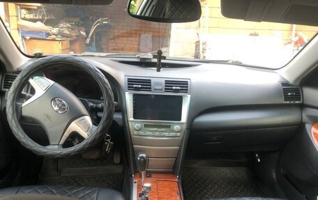 Toyota Camry, 2008 год, 1 250 000 рублей, 13 фотография