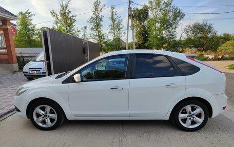 Ford Focus II рестайлинг, 2010 год, 825 000 рублей, 2 фотография