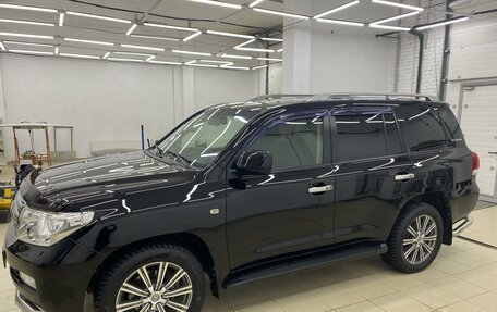 Toyota Land Cruiser 200, 2010 год, 3 250 000 рублей, 1 фотография