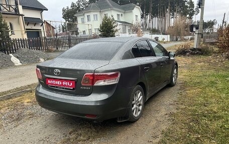 Toyota Avensis III рестайлинг, 2009 год, 1 200 000 рублей, 2 фотография