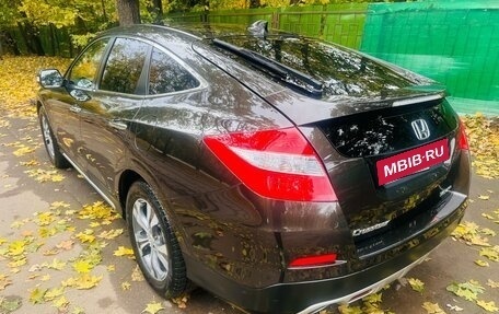 Honda Crosstour I рестайлинг, 2014 год, 2 250 000 рублей, 6 фотография