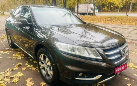 Honda Crosstour I рестайлинг, 2014 год, 2 250 000 рублей, 2 фотография