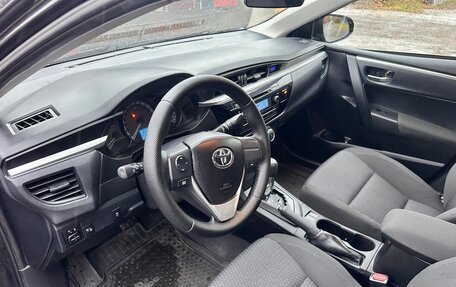 Toyota Corolla, 2013 год, 1 340 000 рублей, 18 фотография