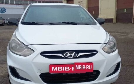 Hyundai Solaris II рестайлинг, 2011 год, 480 000 рублей, 12 фотография