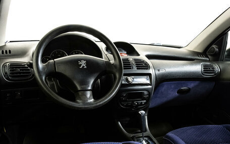 Peugeot 206, 2004 год, 320 000 рублей, 11 фотография