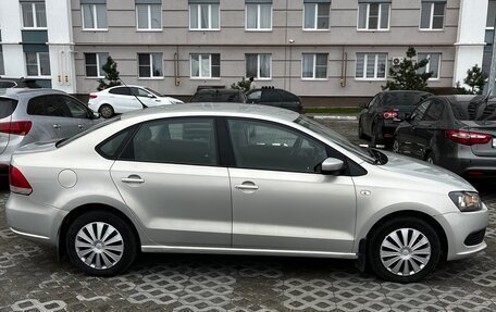 Volkswagen Polo VI (EU Market), 2011 год, 575 000 рублей, 2 фотография