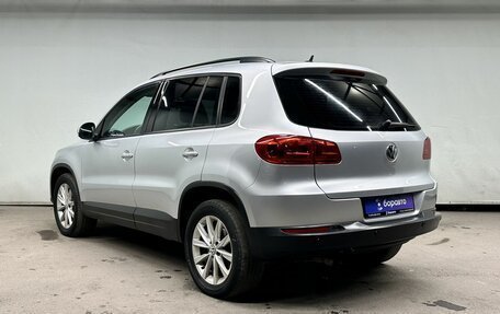 Volkswagen Tiguan I, 2011 год, 1 230 000 рублей, 5 фотография