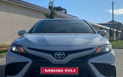 Toyota Camry, 2023 год, 4 200 000 рублей, 1 фотография