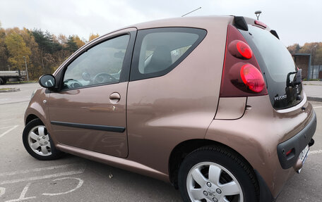 Peugeot 107 I рестайлинг, 2013 год, 890 000 рублей, 4 фотография