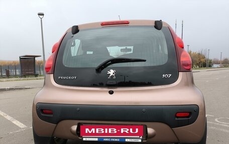 Peugeot 107 I рестайлинг, 2013 год, 890 000 рублей, 5 фотография