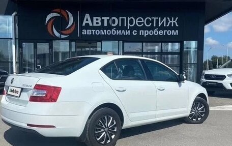 Skoda Octavia, 2018 год, 2 400 000 рублей, 2 фотография