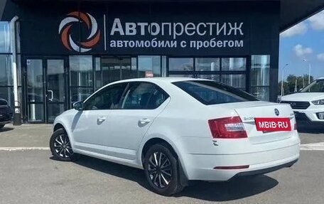 Skoda Octavia, 2018 год, 2 400 000 рублей, 4 фотография