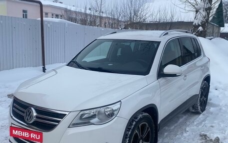 Volkswagen Tiguan I, 2010 год, 1 300 000 рублей, 3 фотография