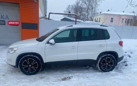 Volkswagen Tiguan I, 2010 год, 1 300 000 рублей, 6 фотография