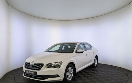 Skoda Superb III рестайлинг, 2017 год, 2 335 000 рублей, 1 фотография