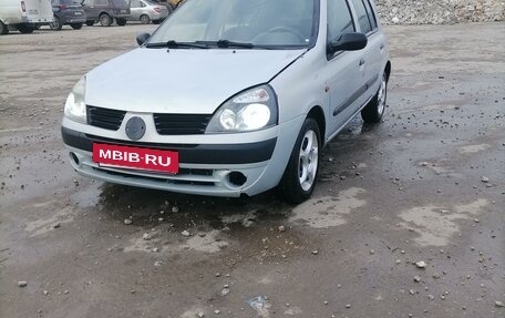 Renault Clio III, 2002 год, 290 000 рублей, 11 фотография