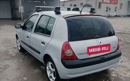 Renault Clio III, 2002 год, 290 000 рублей, 6 фотография