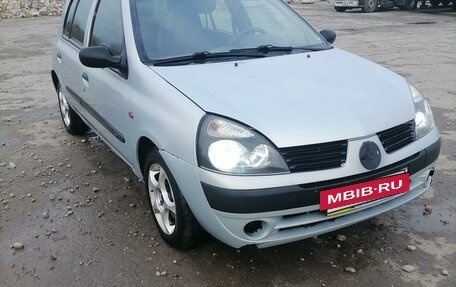 Renault Clio III, 2002 год, 290 000 рублей, 12 фотография