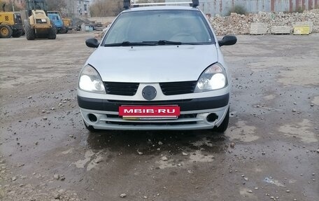 Renault Clio III, 2002 год, 290 000 рублей, 10 фотография