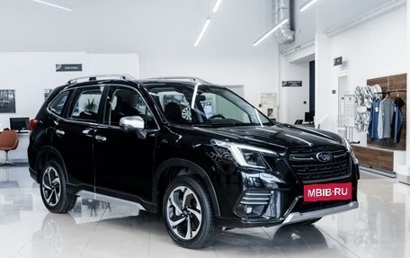 Subaru Forester, 2023 год, 6 800 000 рублей, 3 фотография