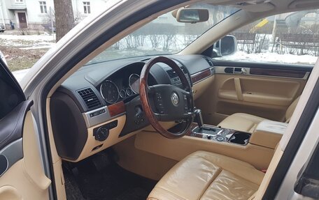 Volkswagen Touareg III, 2008 год, 1 800 000 рублей, 3 фотография