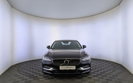 Volvo S90 II рестайлинг, 2018 год, 3 690 000 рублей, 2 фотография