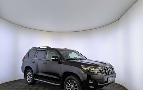 Toyota Land Cruiser Prado 150 рестайлинг 2, 2020 год, 5 685 000 рублей, 3 фотография